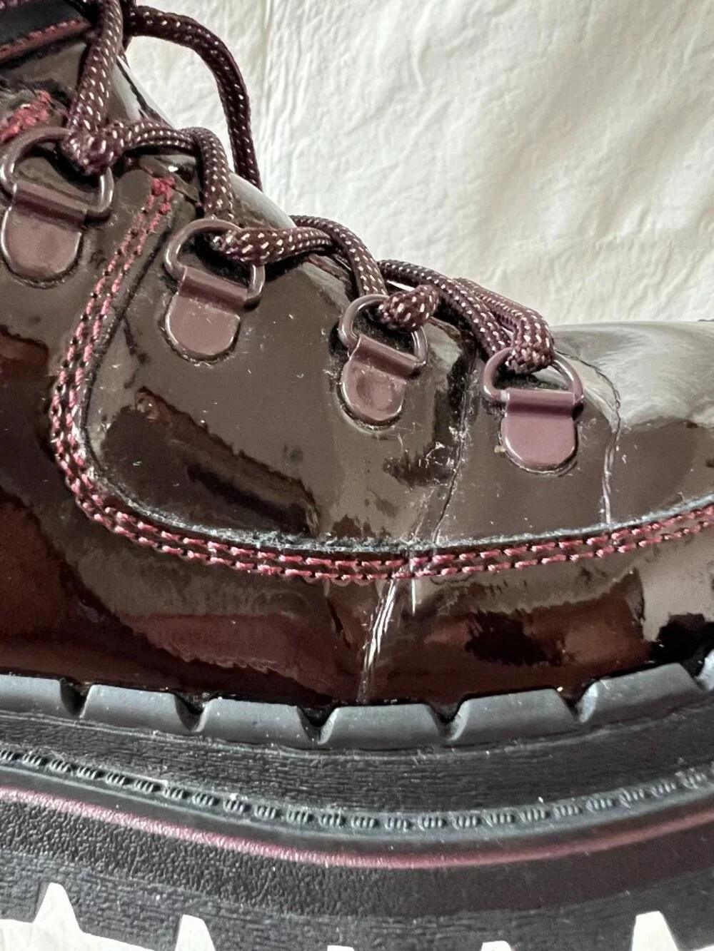 Skechers Jammers shoes womens 9 Cool Block Oxford burgundy red faux patent